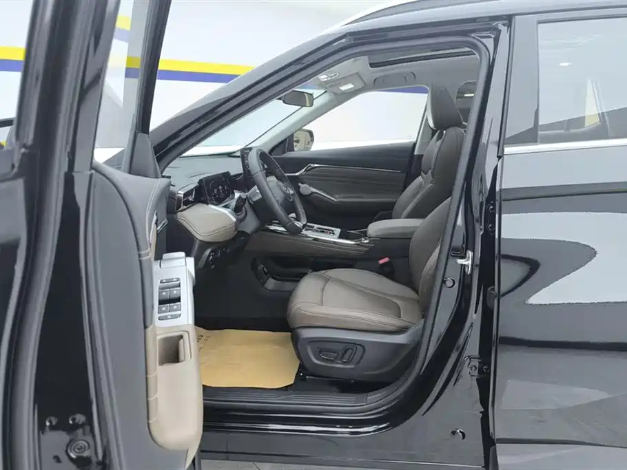 GAC Trumpchi Trumpchi GS4 2024 MAX 1.5T Flagship Edition фото 9