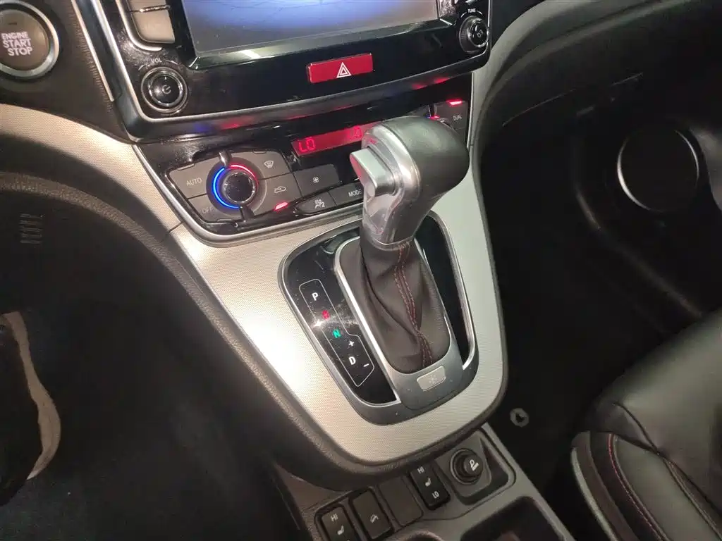 Haval H6 2015 Sport 1.5T Automatic 2WD Luxury фото 14