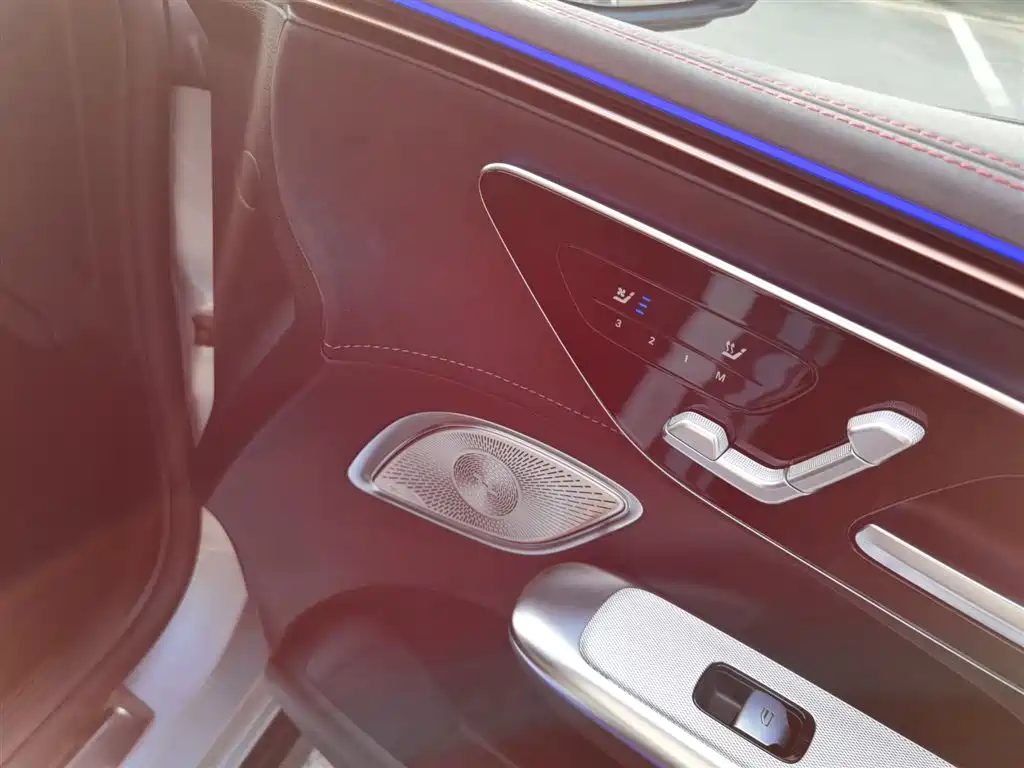Mercedes-Benz EQE AMG 2023 AMG EQE 53 4MATIC+ фото 18