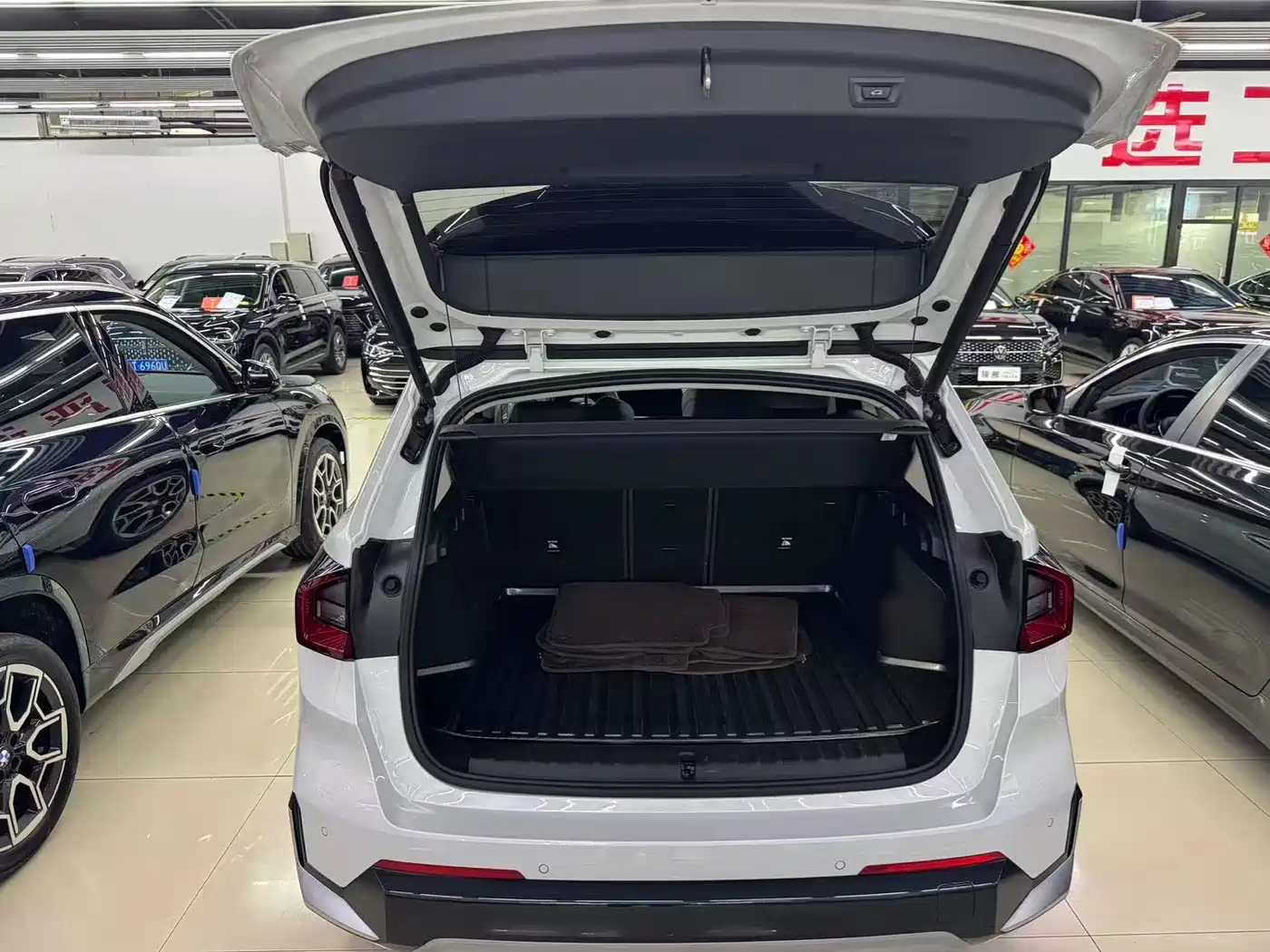 BMW X1 2025 sDrive25Li X Design Package фото 5