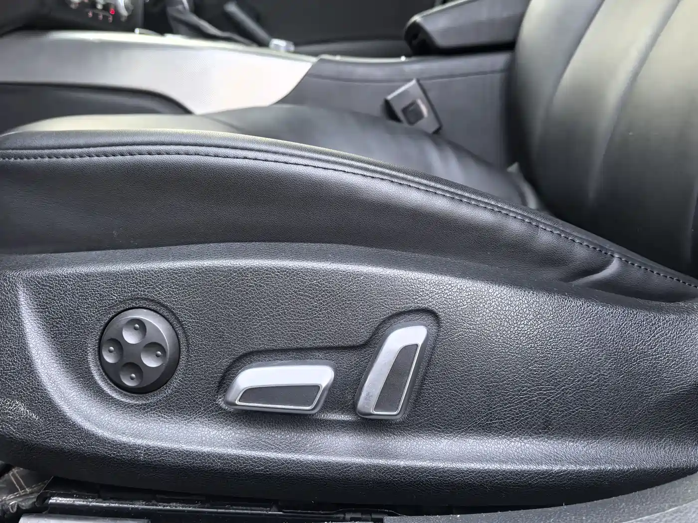 Audi A6L 2016 30 FSI Technology фото 17