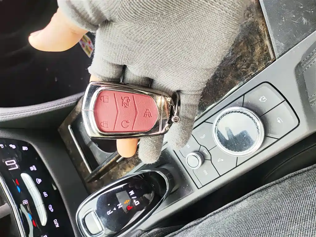 CADILLAC CT6