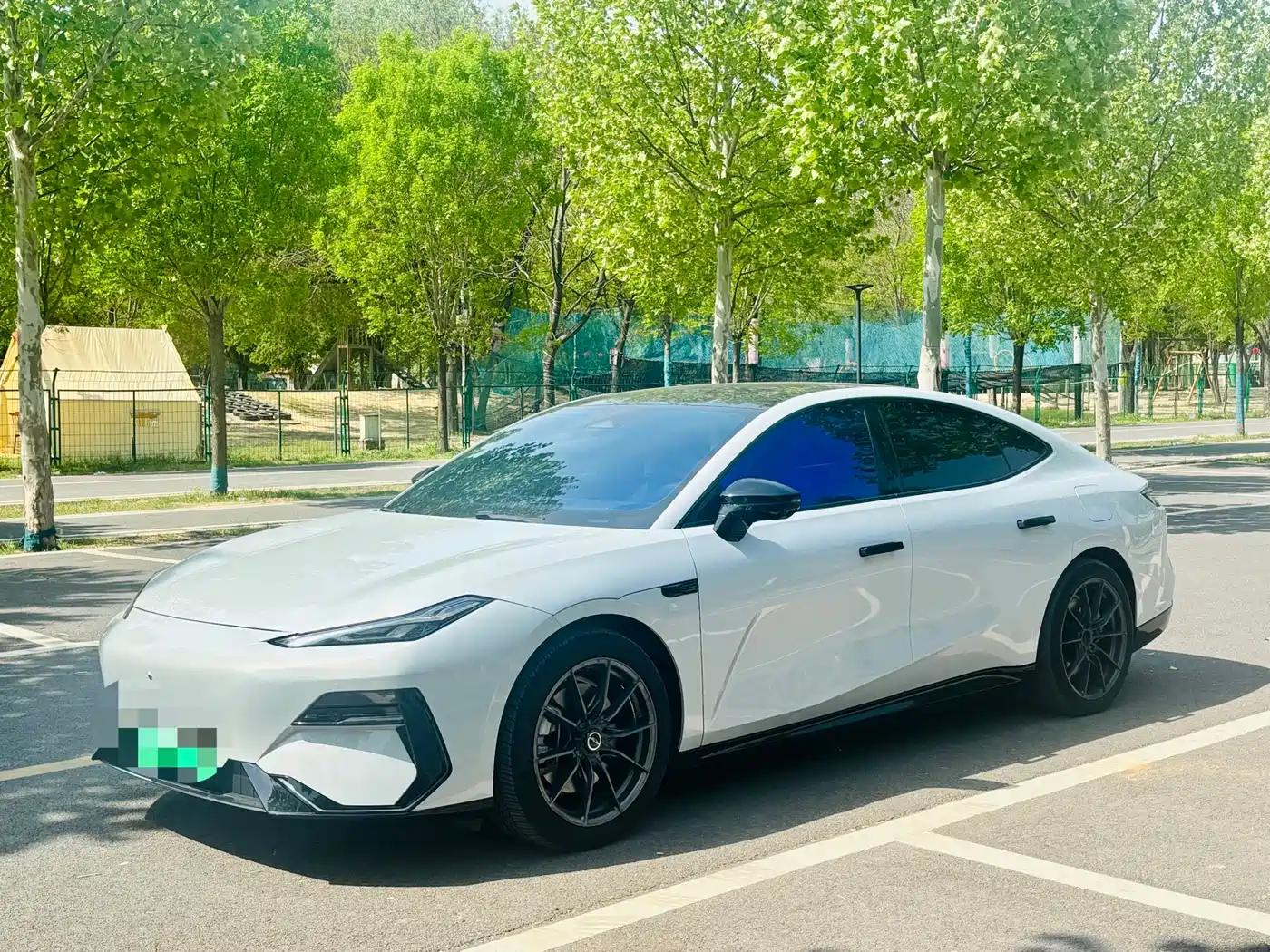 GEELY GALAXY GALAXY E8