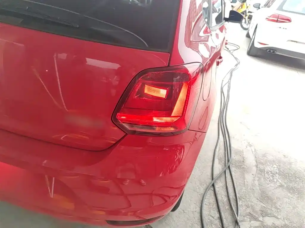 Volkswagen Polo 2016 1.4L Manual Trend фото 8