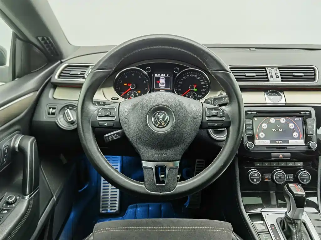 Фото 11 - Volkswagen CC