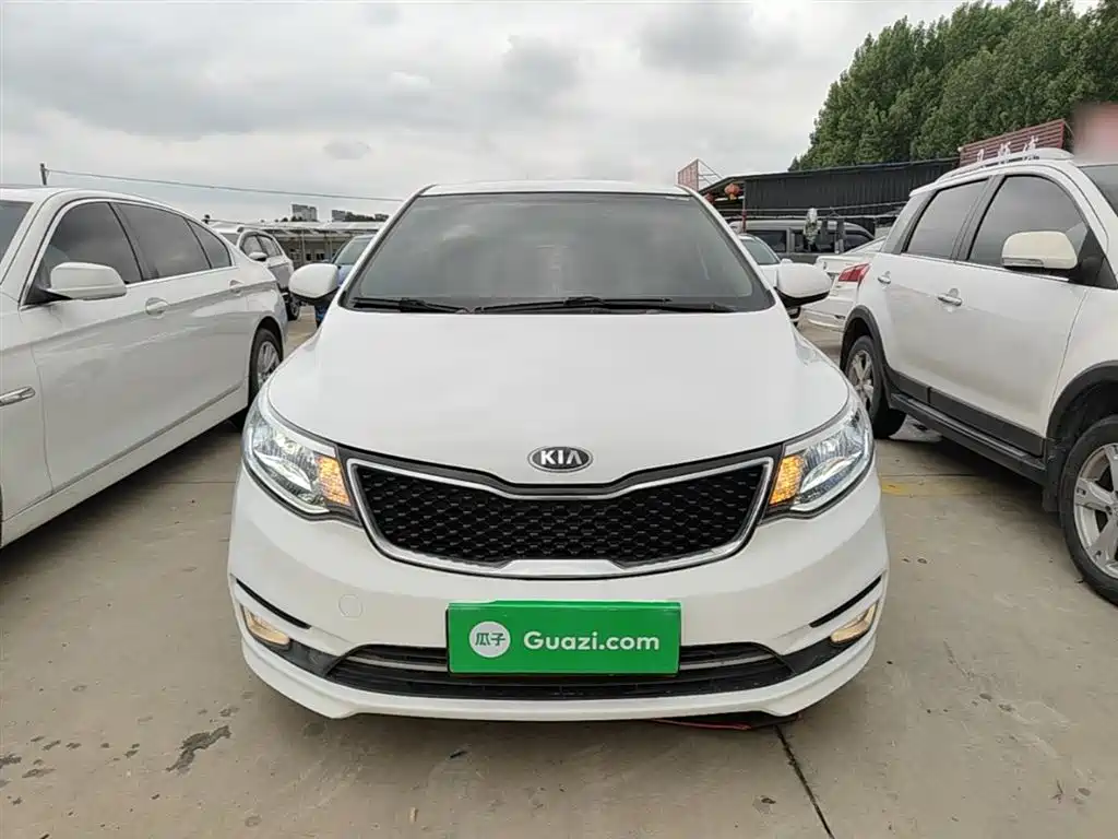 Kia K2 2015 Sedan 1.4L MT GLS фото 3