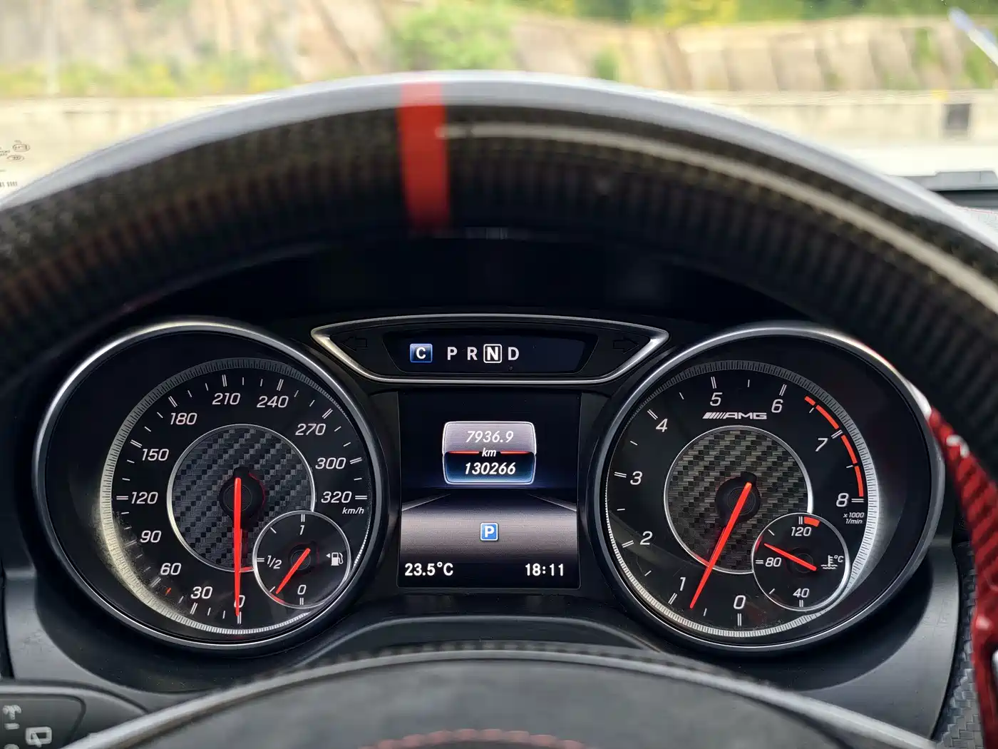 Mercedes-Benz A-Class AMG (Import) 2017 Facelift AMG A 45 4MATIC фото 9