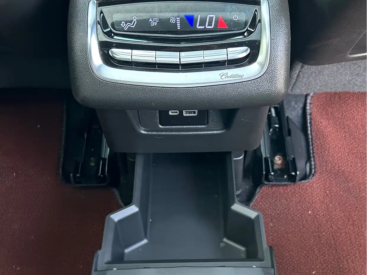 Cadillac XT6 2020 28T 7-Seater AWD Trend Edition фото 19