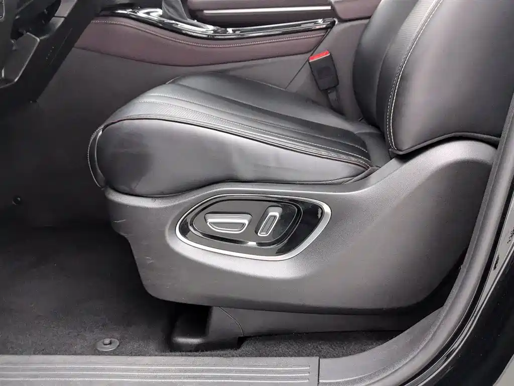 GAC Trumpchi Trumpchi M6 2023 PRO 270T DCT Luxury Edition фото 20