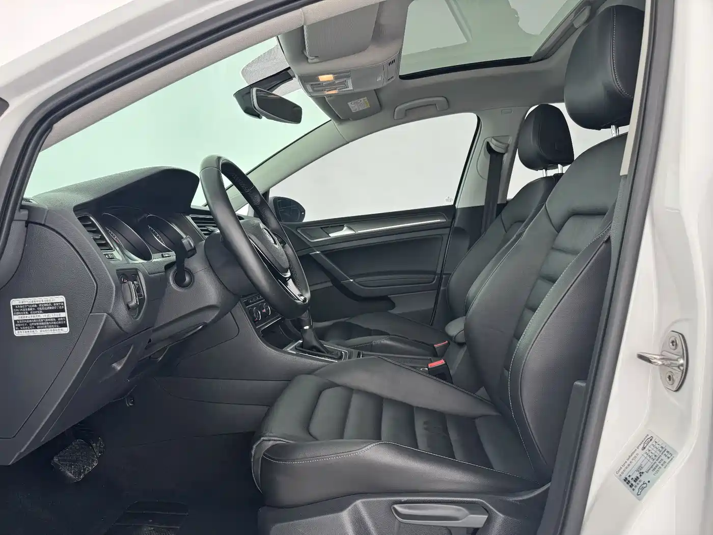 Volkswagen Golf 2016 230TSI Automatic Luxury фото 4