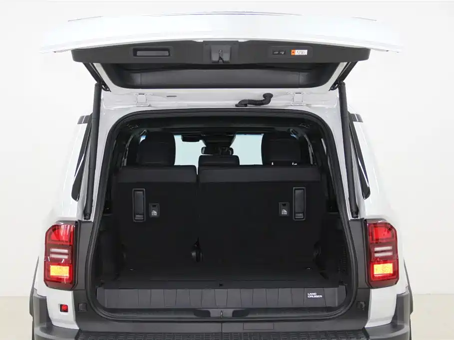 Toyota Prado 2025 2.4T All-round TX Edition 5-seater фото 32