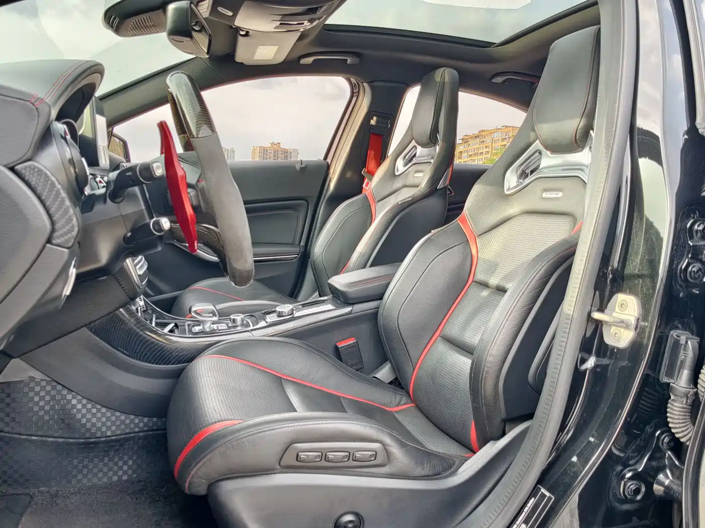 Mercedes-Benz A-Class AMG (Import) 2017 Facelift AMG A 45 4MATIC фото 7