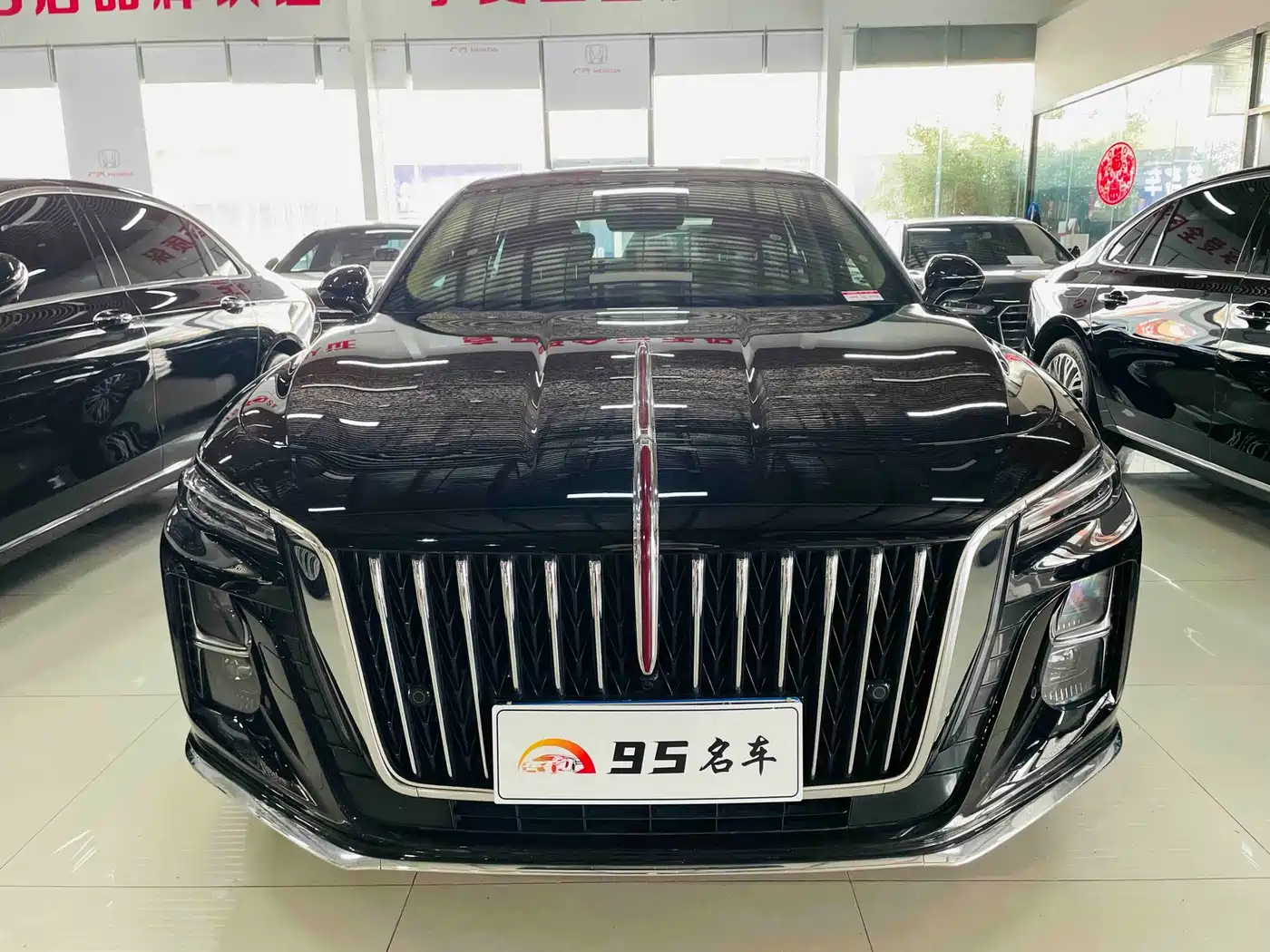 Hongqi H5 2023 1.5T DCT Smart Connect Flag Rhythm фото 2