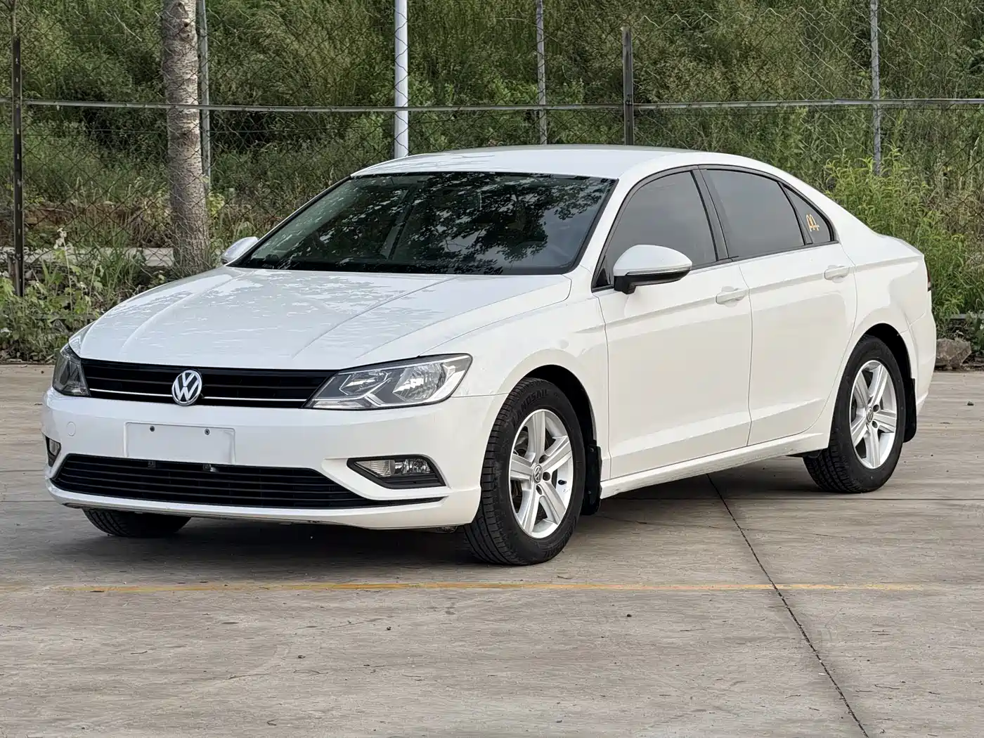 Volkswagen Lamando 2017 230TSI DSG Trend Edition