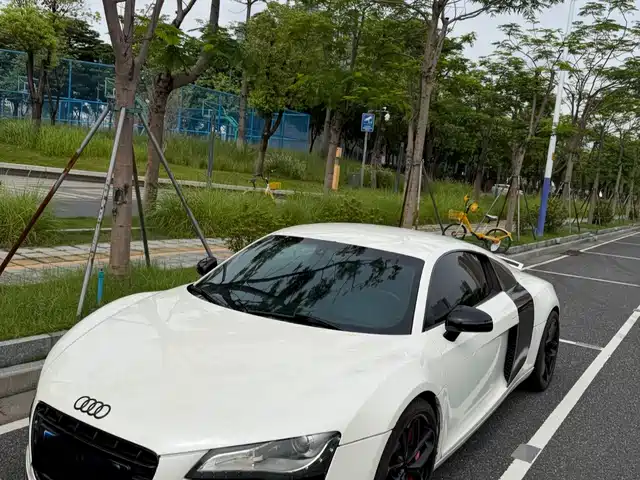  Audi Audi R8 2007 4.2 FSI quattro