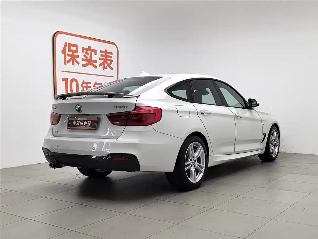 BMW 3 Series GT 2017 330i xDrive M Sport фото 2