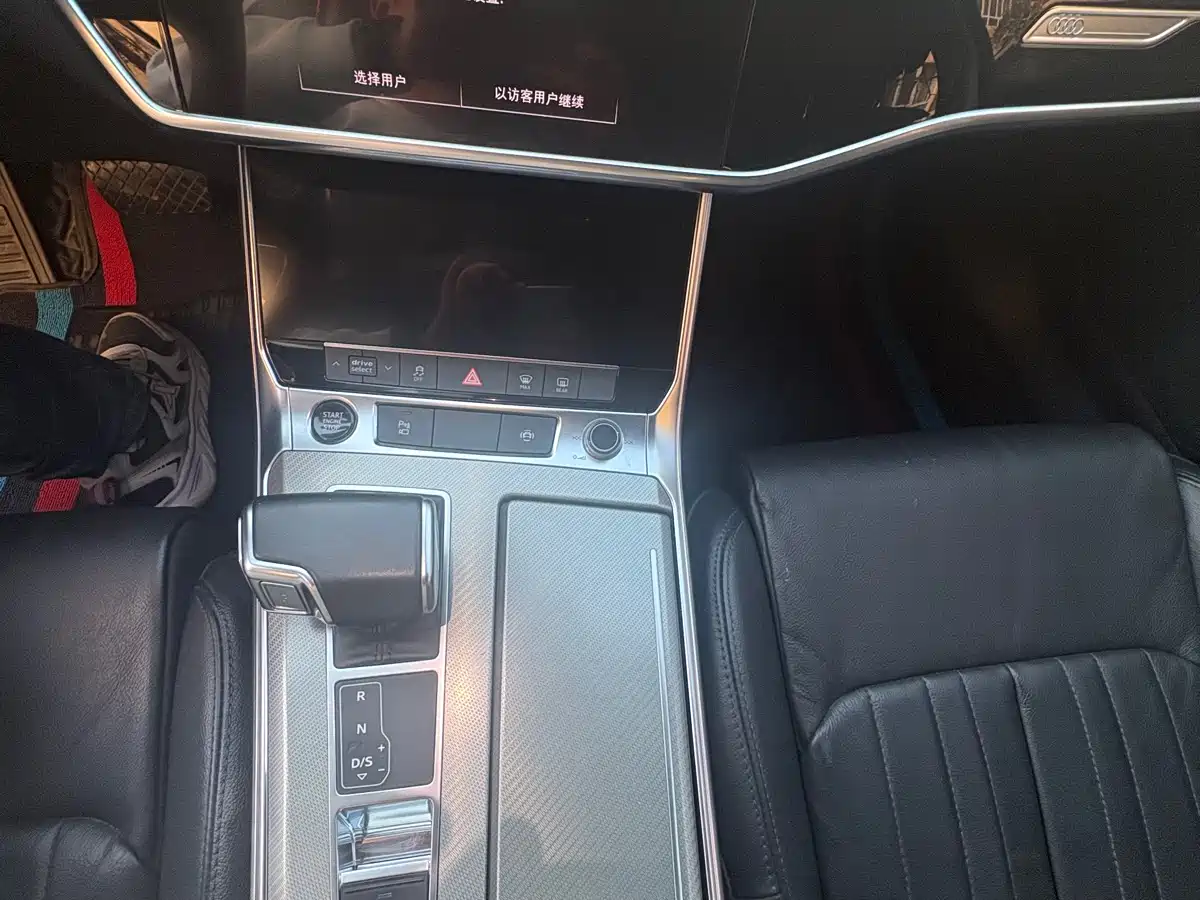 Audi A6L 2022 40 TFSI Luxury Elegance фото 14