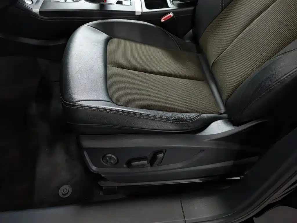 Audi Q5L 2020 Facelift 40 TFSI Honor Progressive фото 20