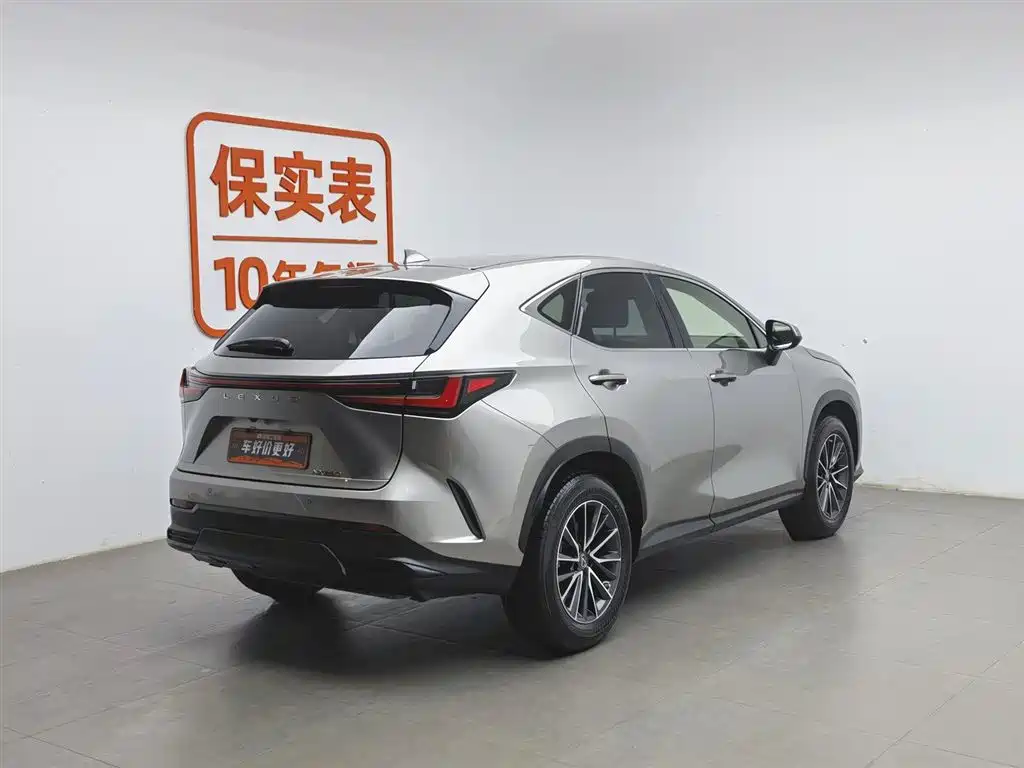 Lexus NX 2022 260 FWD Innovation Edition фото 2