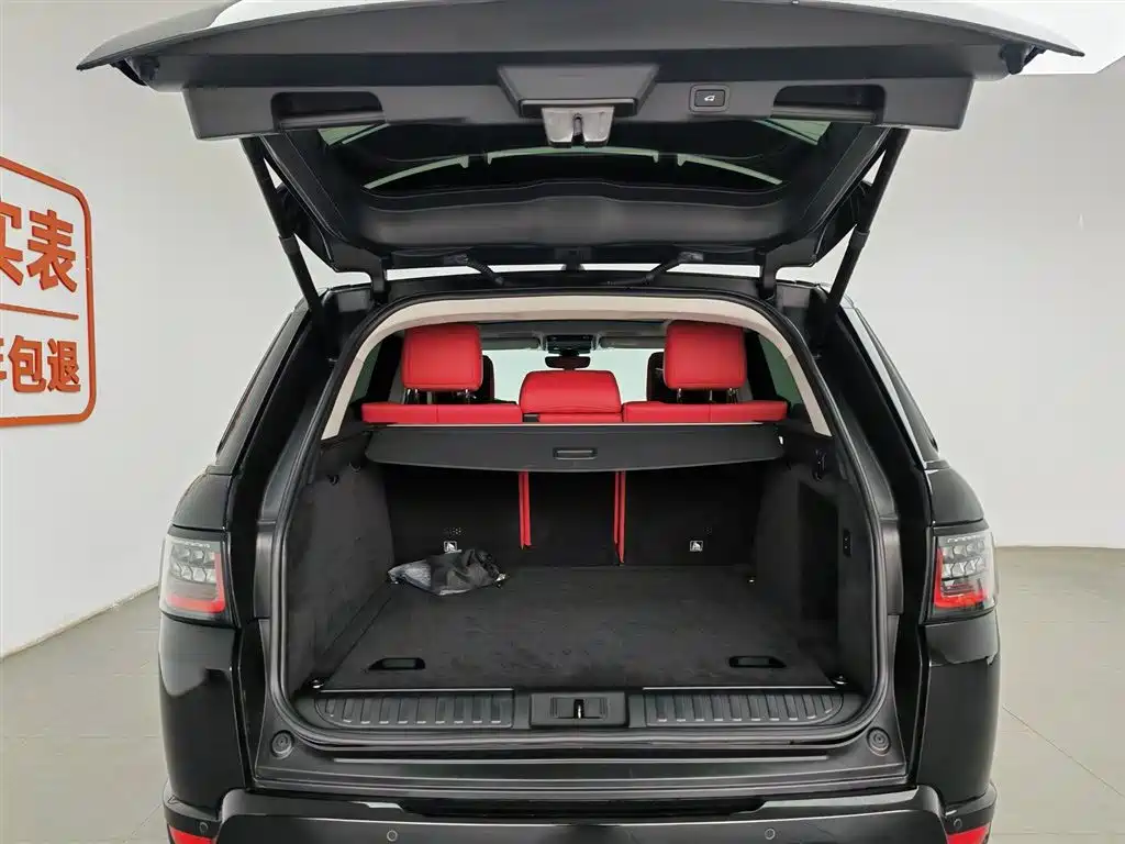 Land Rover Range Rover Sport 2021 3.0 L6 Gloss Black Edition фото 16