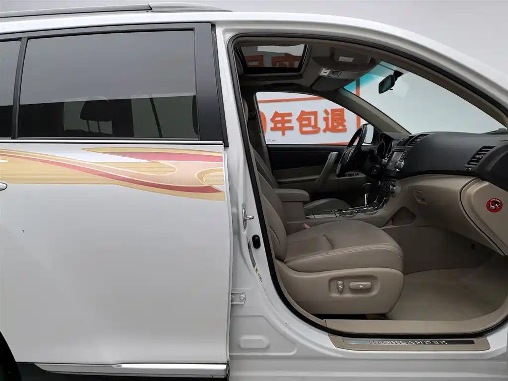 Toyota Highlander 2012 2.7L 2WD 7-Seater Luxury Edition фото 23