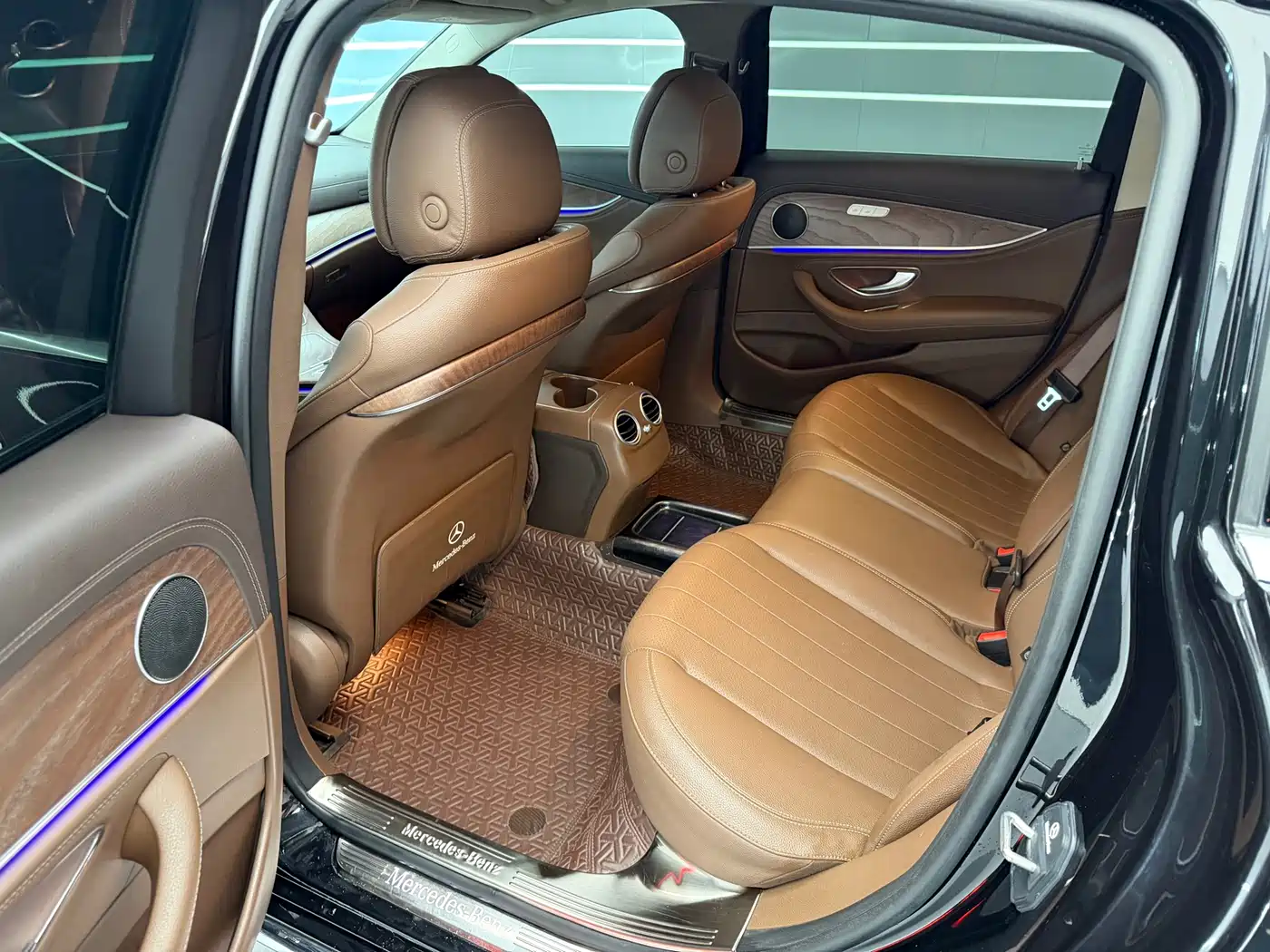 Mercedes-Benz E-Class 2019 E 260 L фото 8