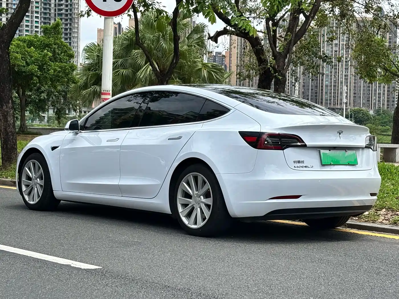 Tesla Model 3 2020 2019 Standard Range Rear-Wheel Drive Upgrade