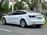 Фото 4 - Tesla Model 3