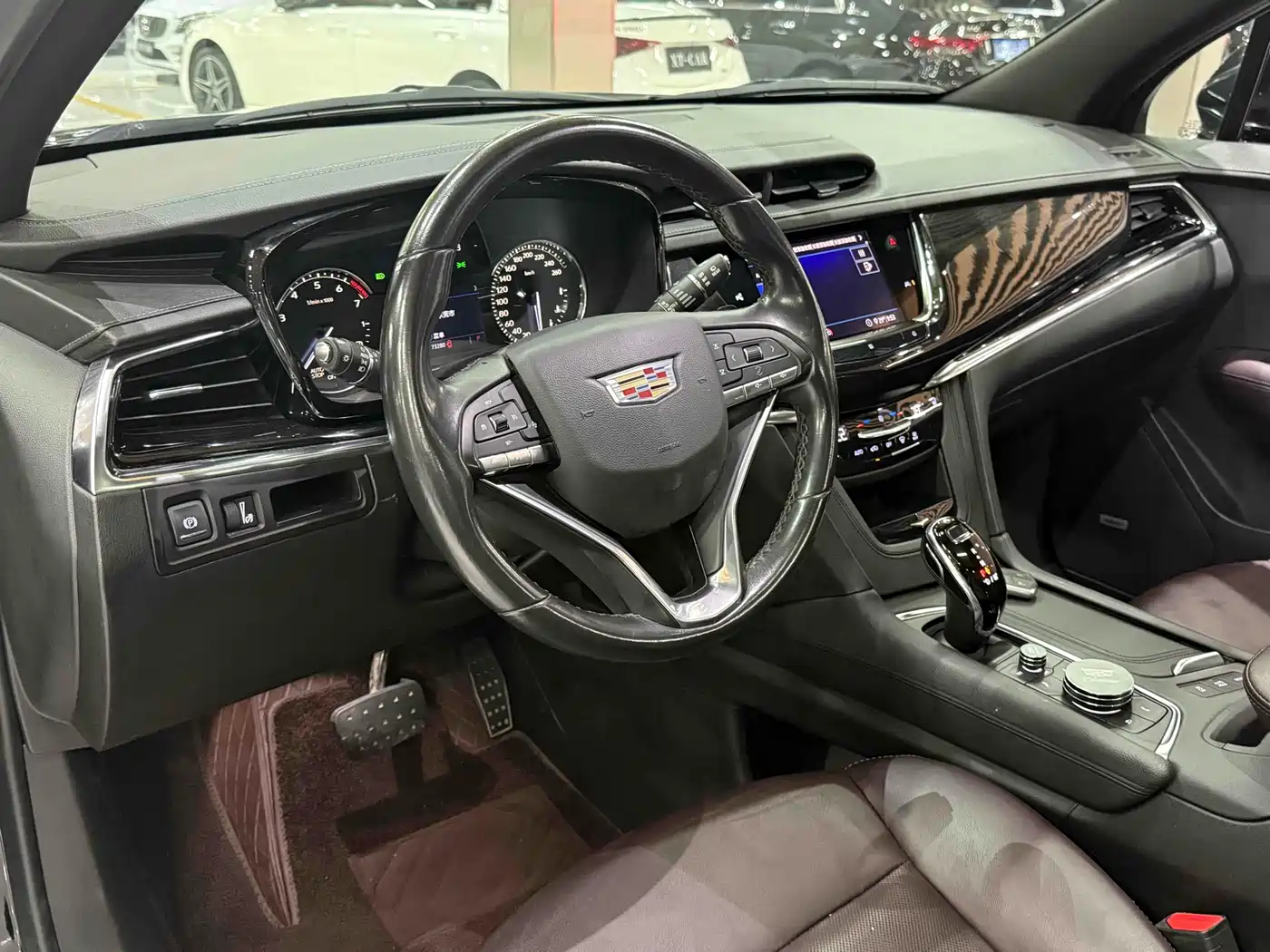 Cadillac XT6 2020 28T 6-Seater Luxury Model фото 16