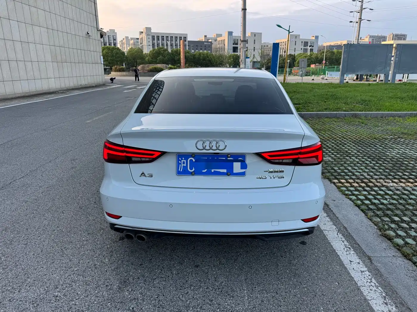 Audi A3 2017 Limousine 40 TFSI Style фото 4