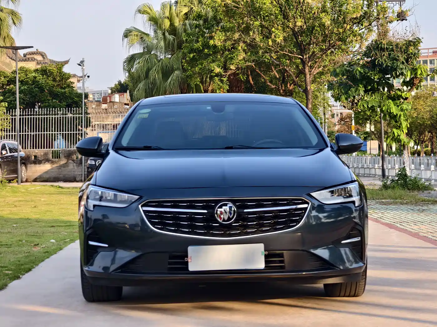 Buick Regal 2020 552T Luxury фото 2