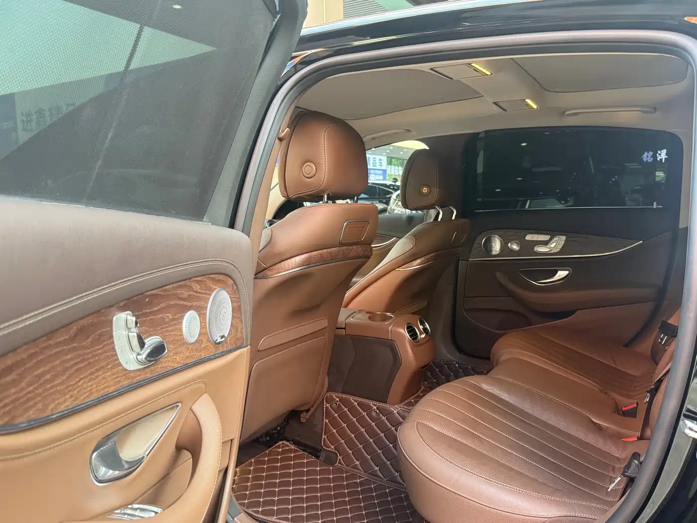 Mercedes-Benz E-Class 2020 Facelift E 300 L Exclusive фото 9