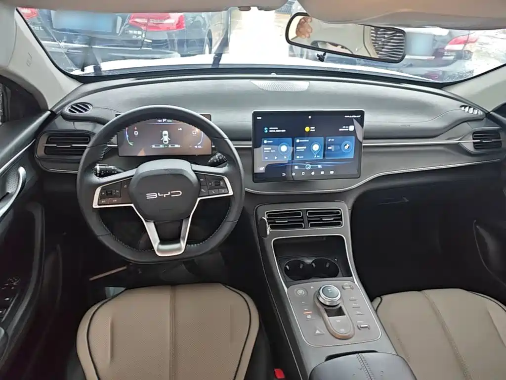 BYD Destroyer 05 2025 2024 Glory Edition DM-i 55KM Luxury