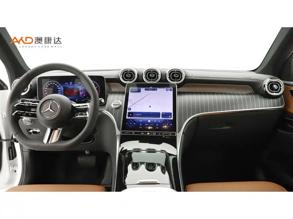Mercedes-Benz GLC 2023 Facelift GLC 260 L 4MATIC Luxury 5-Seater фото 5