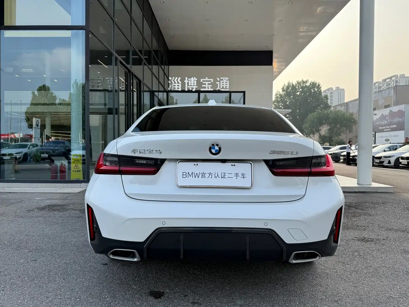 BMW 3 Series 2024 325Li M Sport Package фото 12