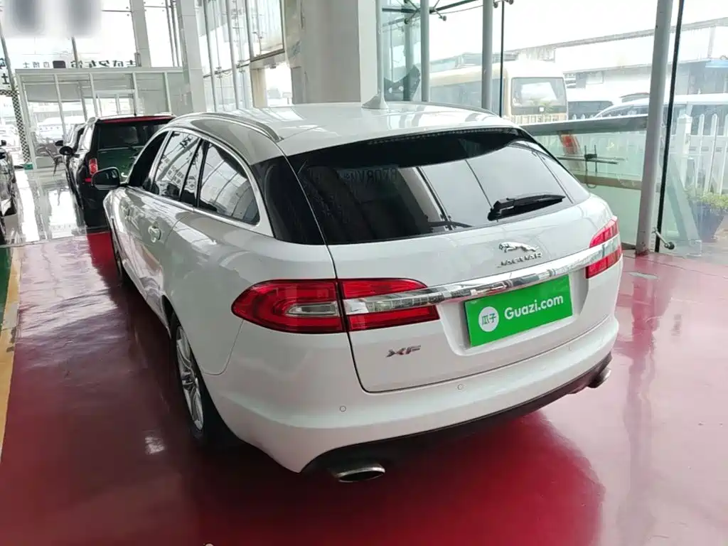 Jaguar XF 2016 2015 XF 2.0T Sportbrake Elegance Edition