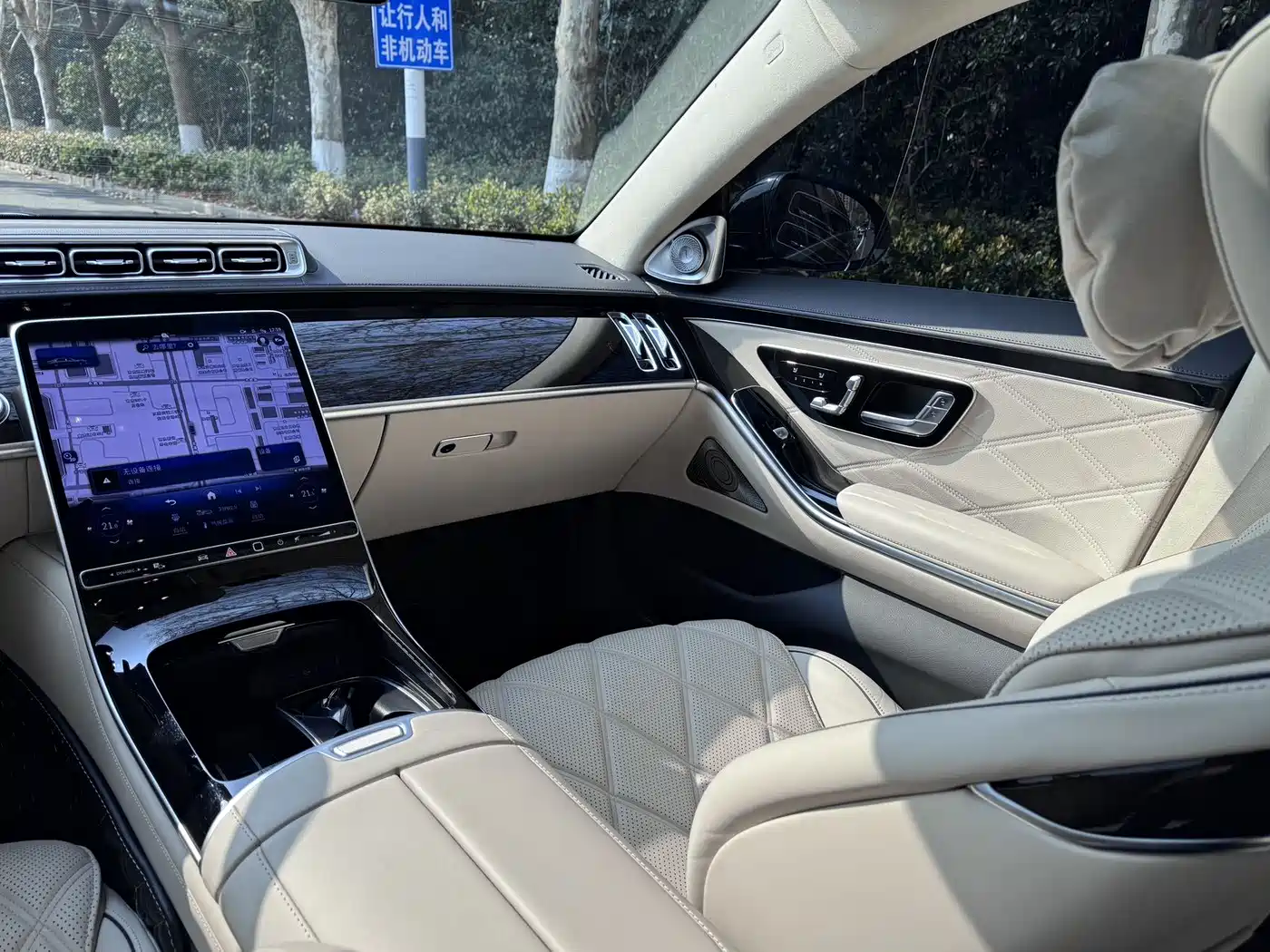 Mercedes-Benz Maybach S-Class 2024 S 480 4MATIC фото 12