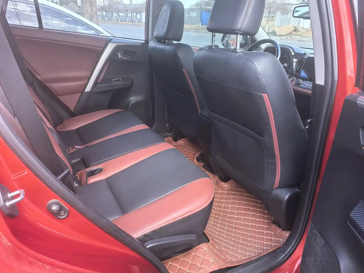Toyota RAV4 Rongfang 2013 2.5L Auto 4WD Luxury фото 4