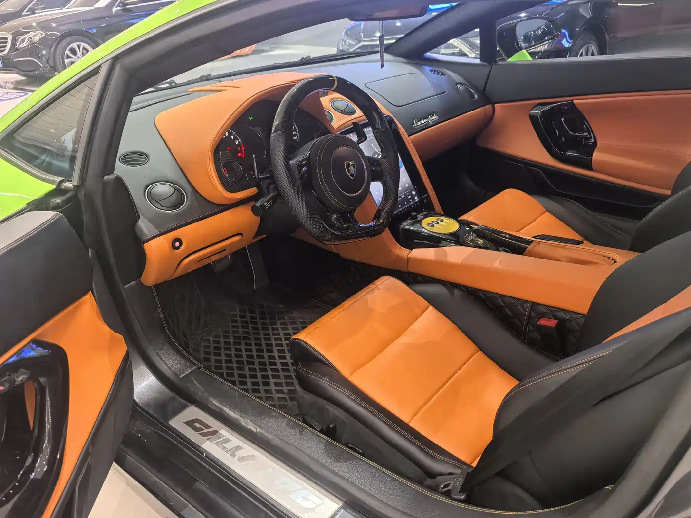 Lamborghini Gallardo 2012 LP 560-4 Gold Edition фото 6