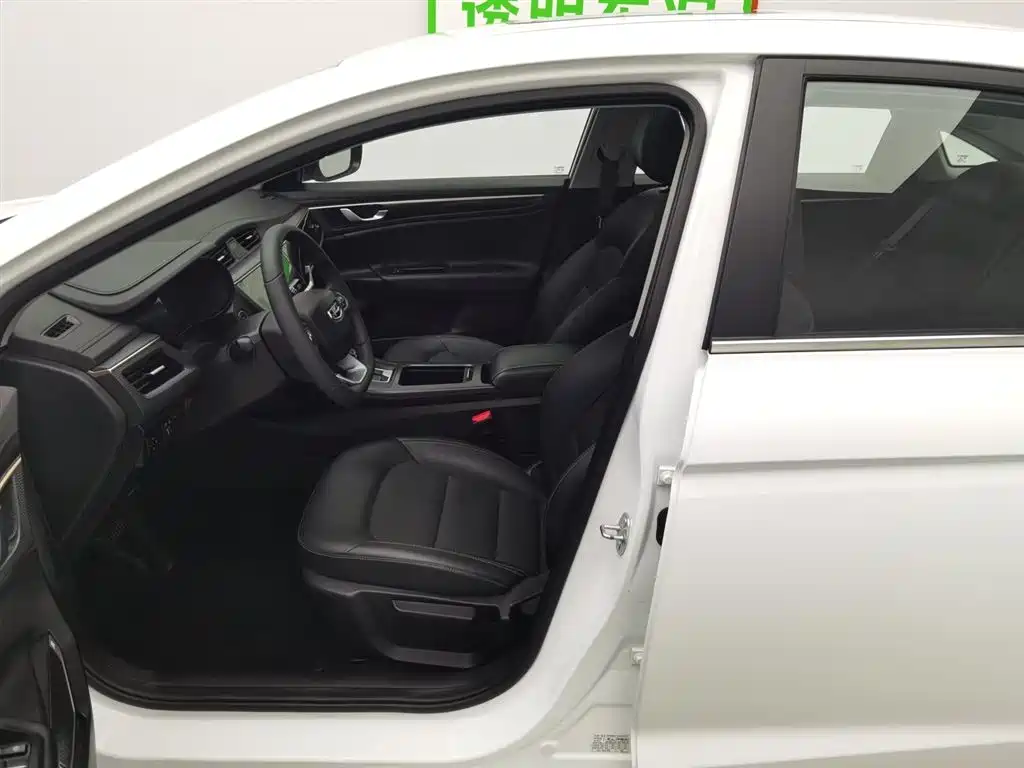 GEELY AUTOMOBILE EMGRAND GL