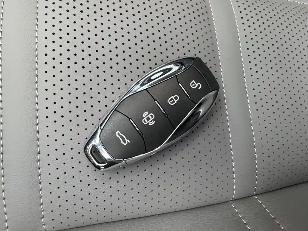 Hongqi Tian Gong 08 2026 2025 605 Pioneer Edition