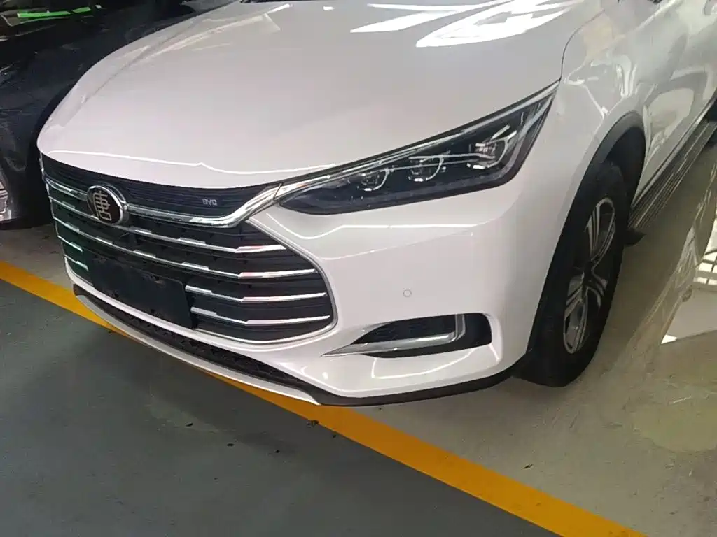 BYD Tang 2020 2019 2.0T Automatic Smart Connect Delight 7-seater China VI