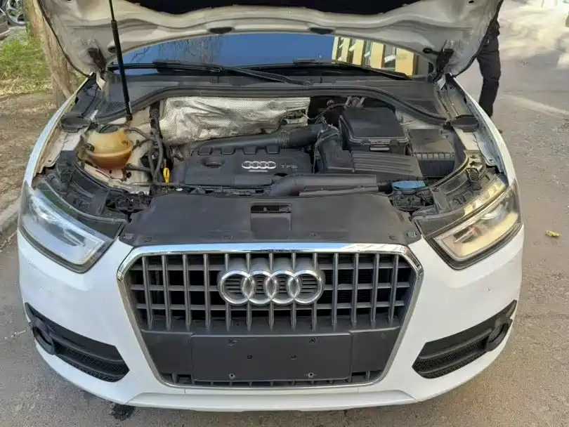 Audi Q3 2015 35 TFSI quattro Technology фото 13