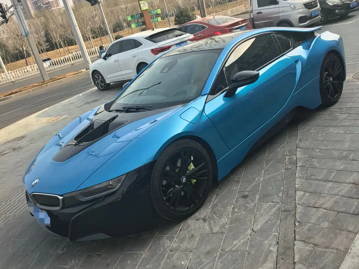 BMW i8 2014 Standard