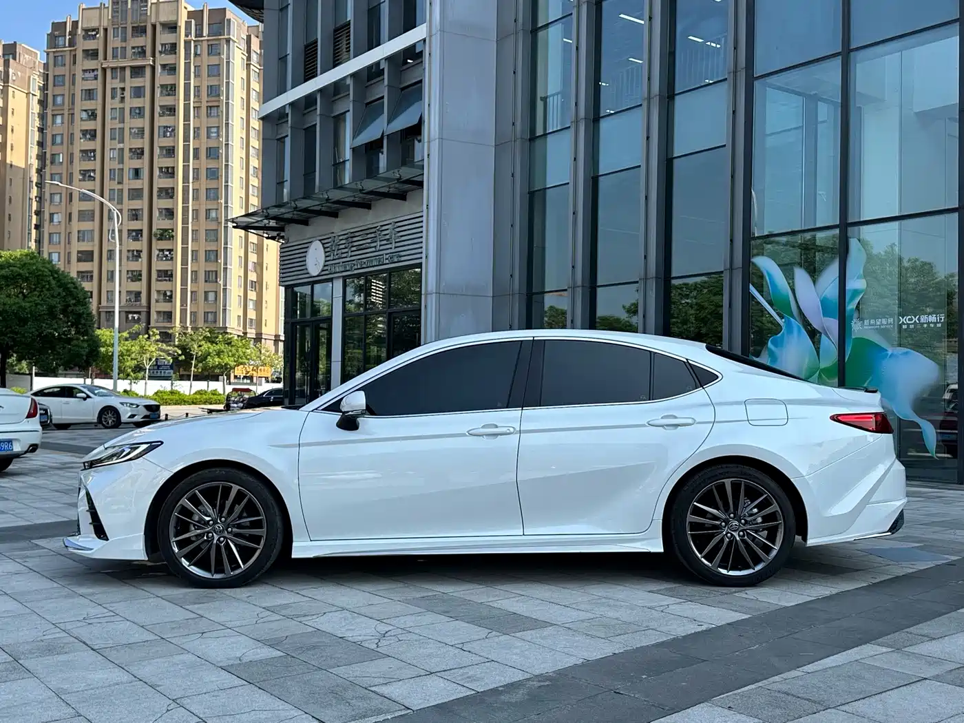 Toyota Camry 2025 2024 Model Dual Hybrid 2.0HXS Sport Plus Edition