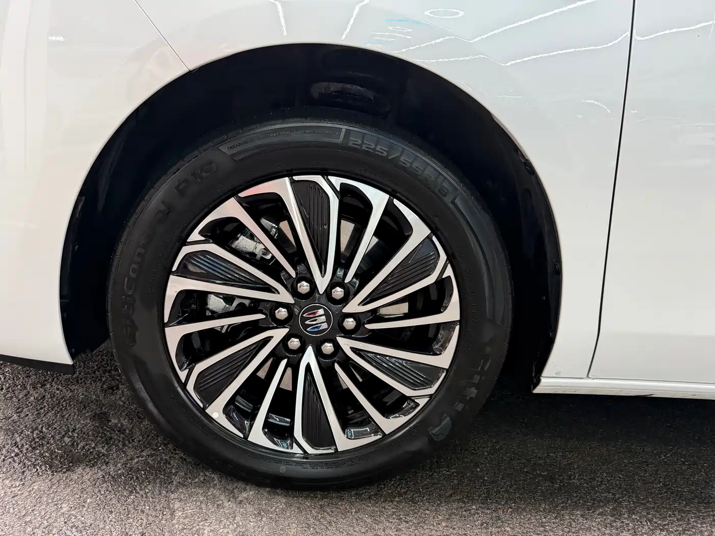 BUICK GL8 NEW ENERGY