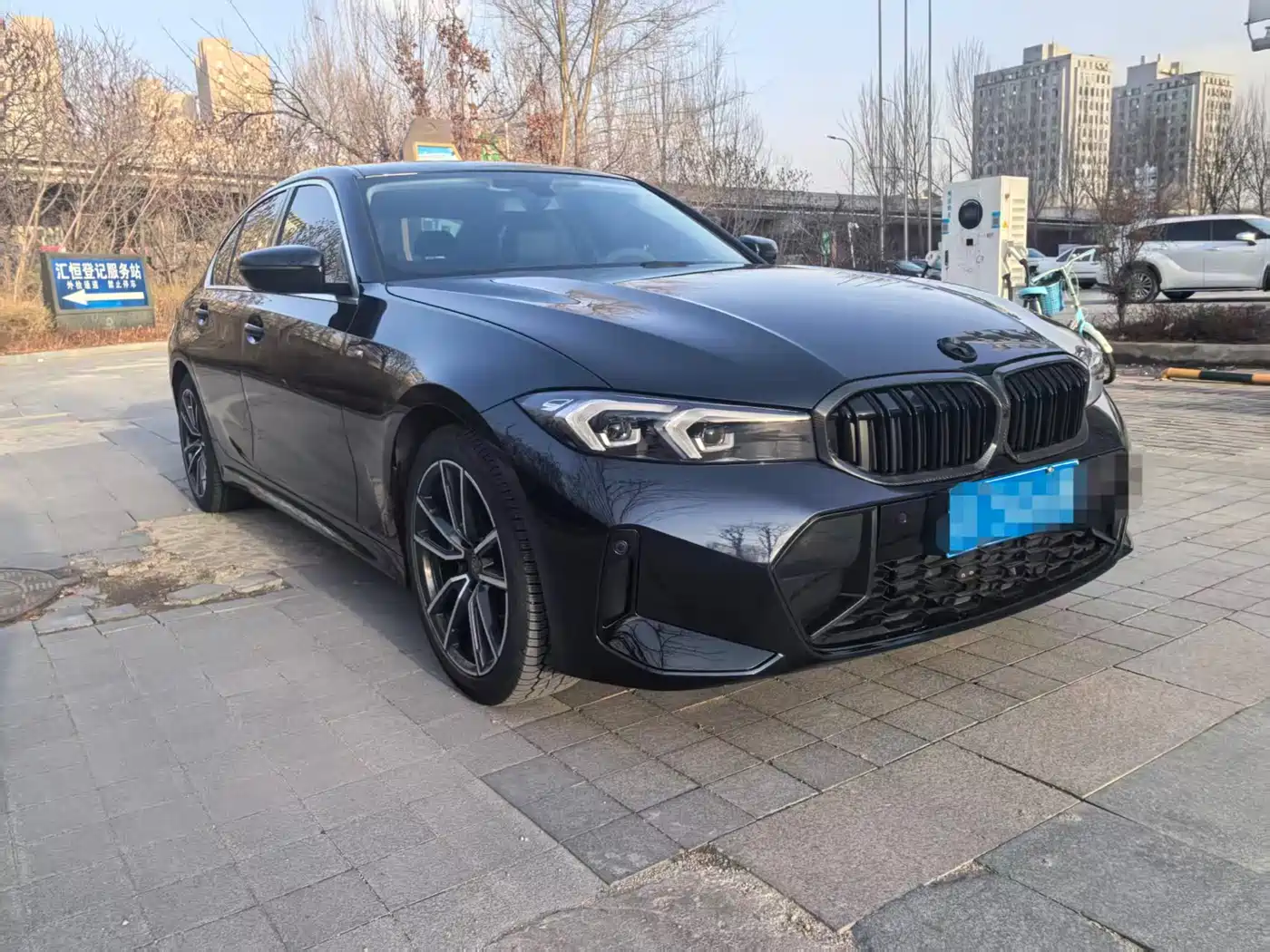 BMW 3 Series 2024 320i M Sport Package фото 3