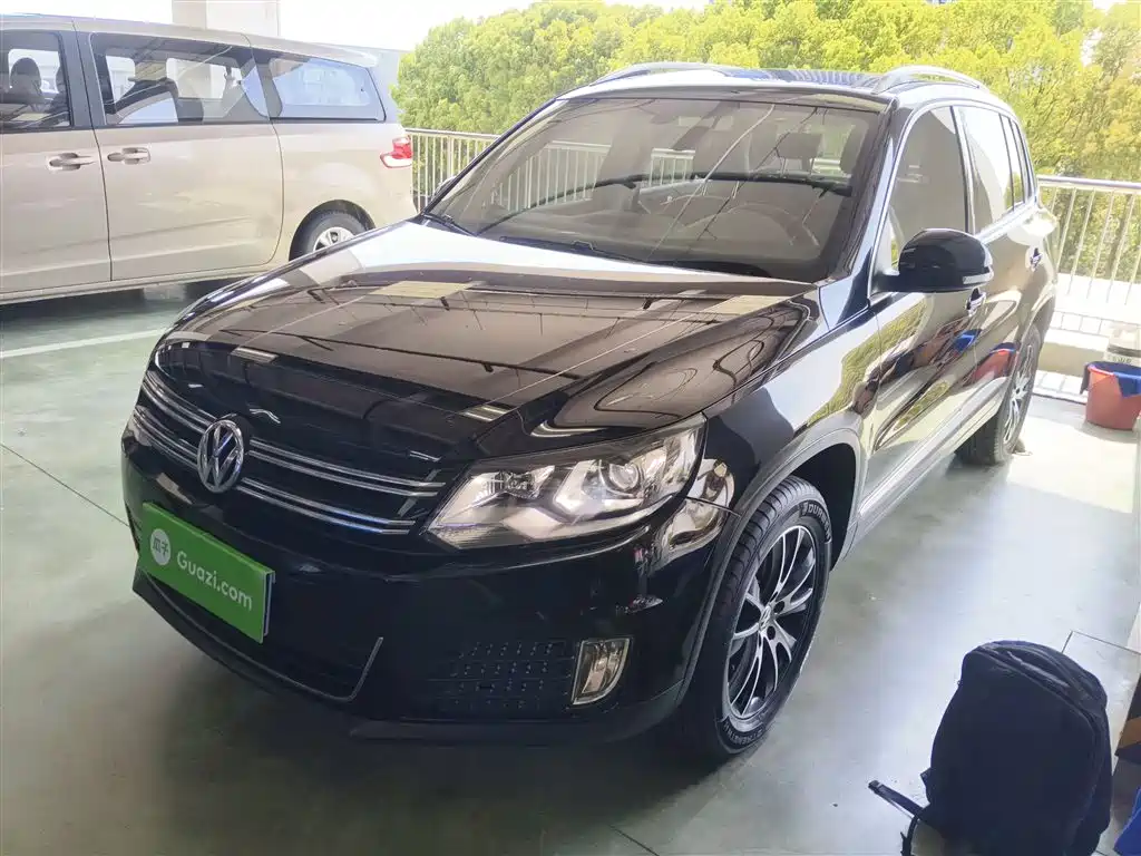 Volkswagen Tiguan 2016 Model 300TSI Automatic 2WD Luxury Edition