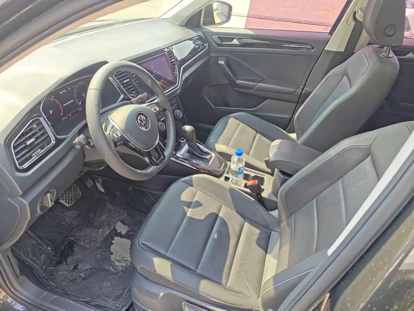 Volkswagen T-ROC 2021 280TSI DSG 2WD Luxury Connected фото 4