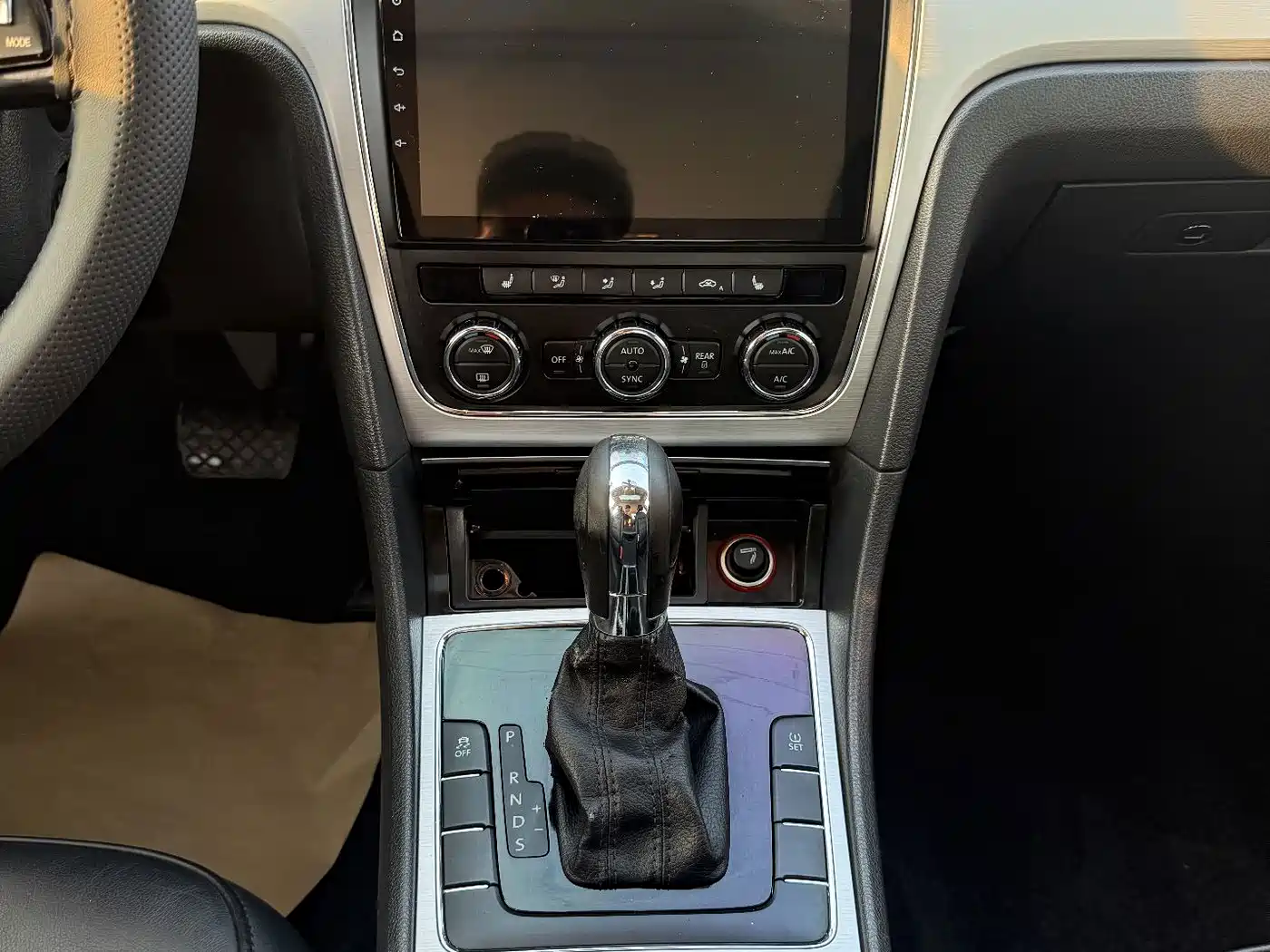 Photo 7 - Volkswagen Passat